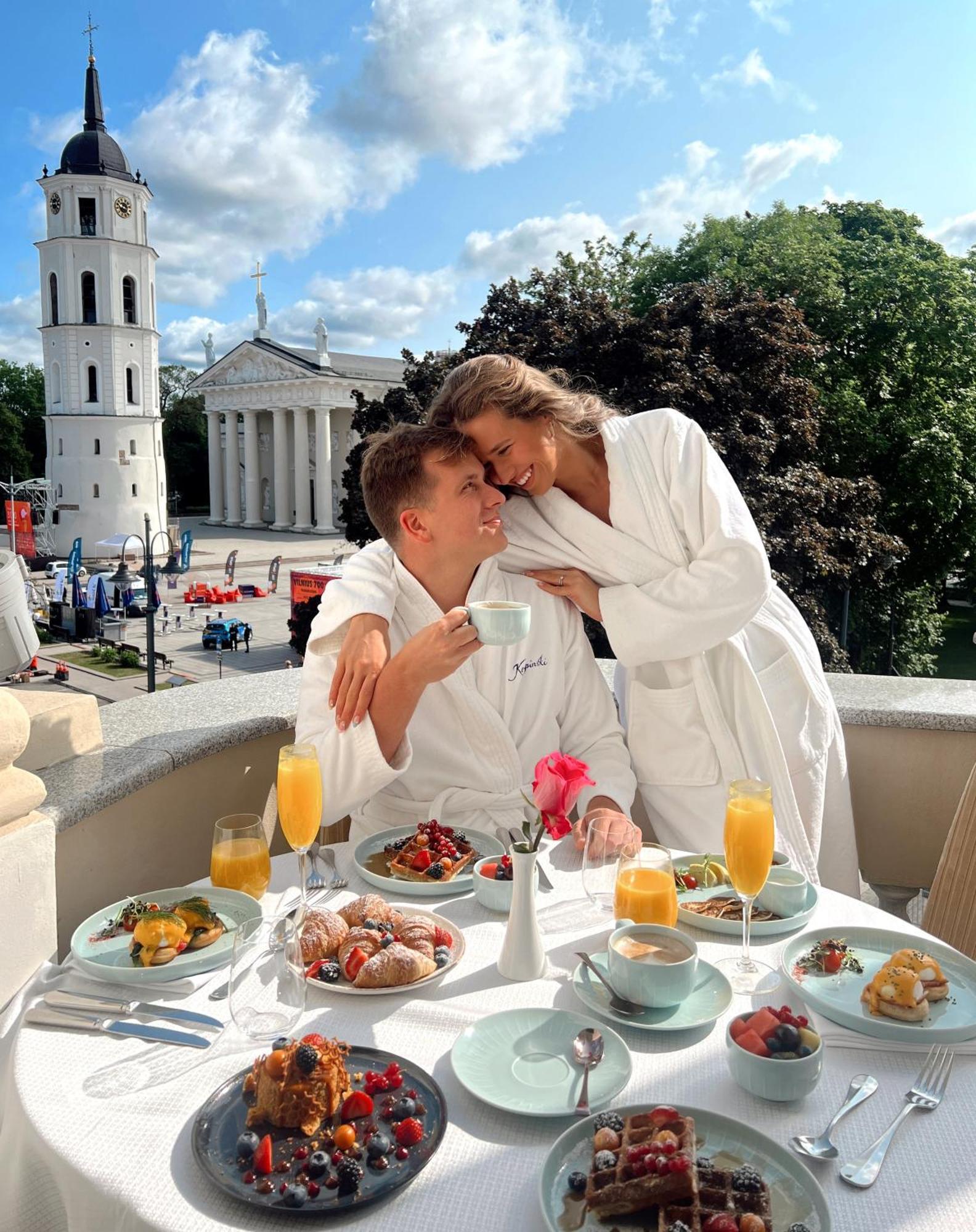 Grand Hotel Vilnius, Curio Collection By Hilton Extérieur photo